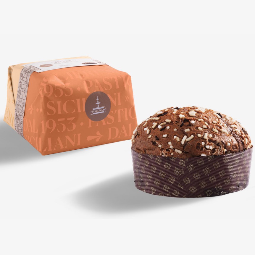 Fiasconaro Panettone with chocolate chips covered in icing - with packaging