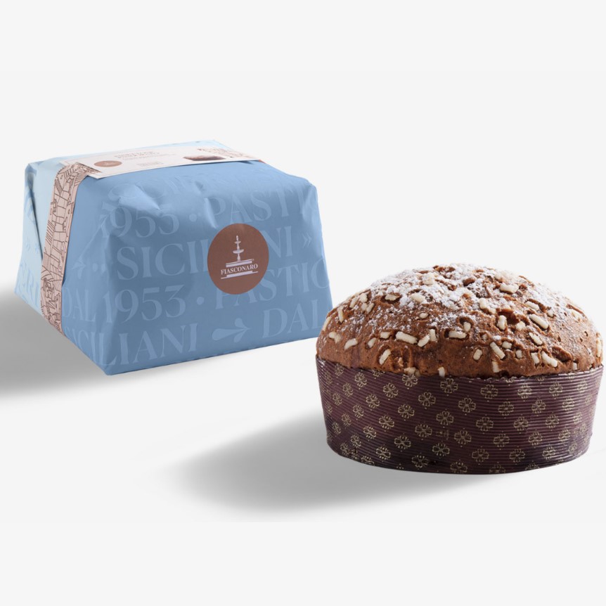 Fiasconaro Panettone Pandorato - with packaging